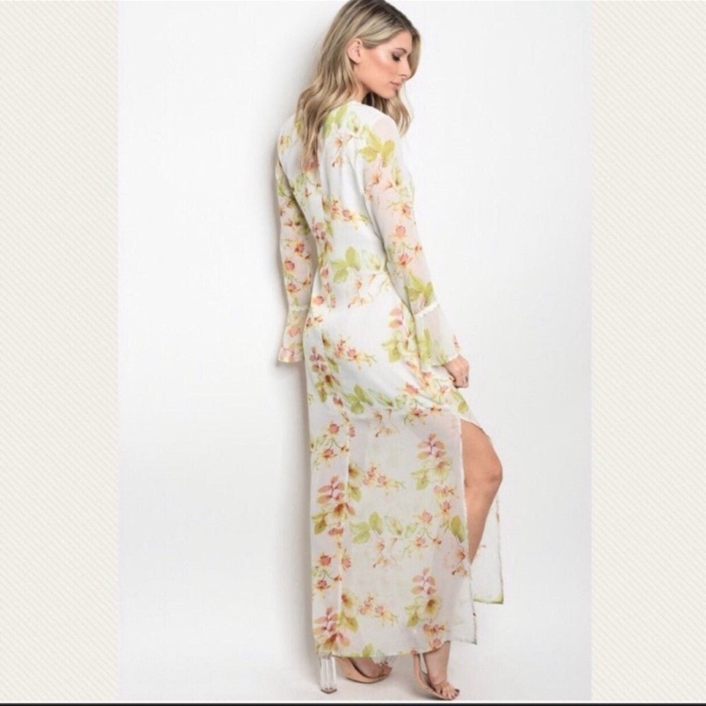 Grifflin Paris White V-Neck Bishop Sleeve Maxi Gown spring summer party - Picture 3 of 4
